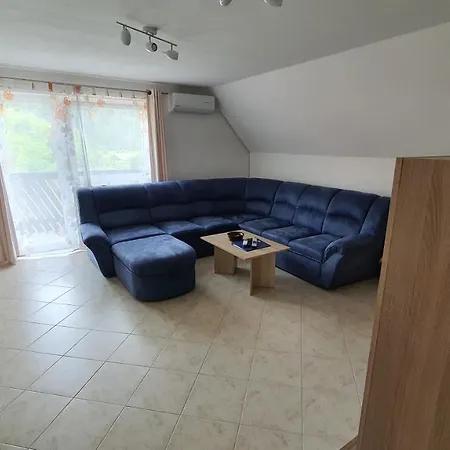 Tijana Appartement Nomenj